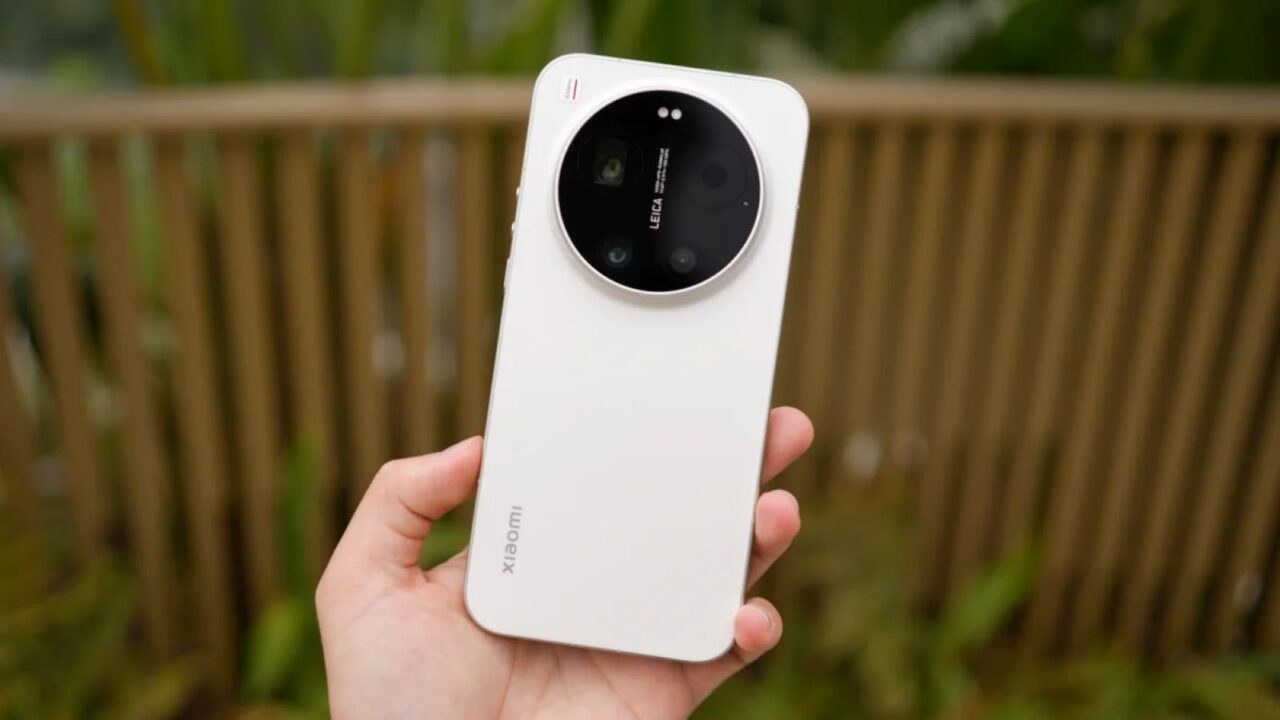 Top 5 Features of the Xiaomi 17 Flagship Phone